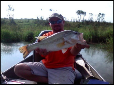 Josh Wilcox Knows Bass Fishing - 11.2 Pounder Caught